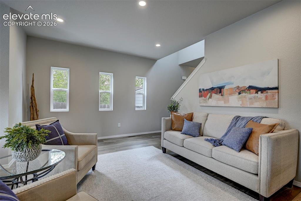 Image 9 of 32: Living Room