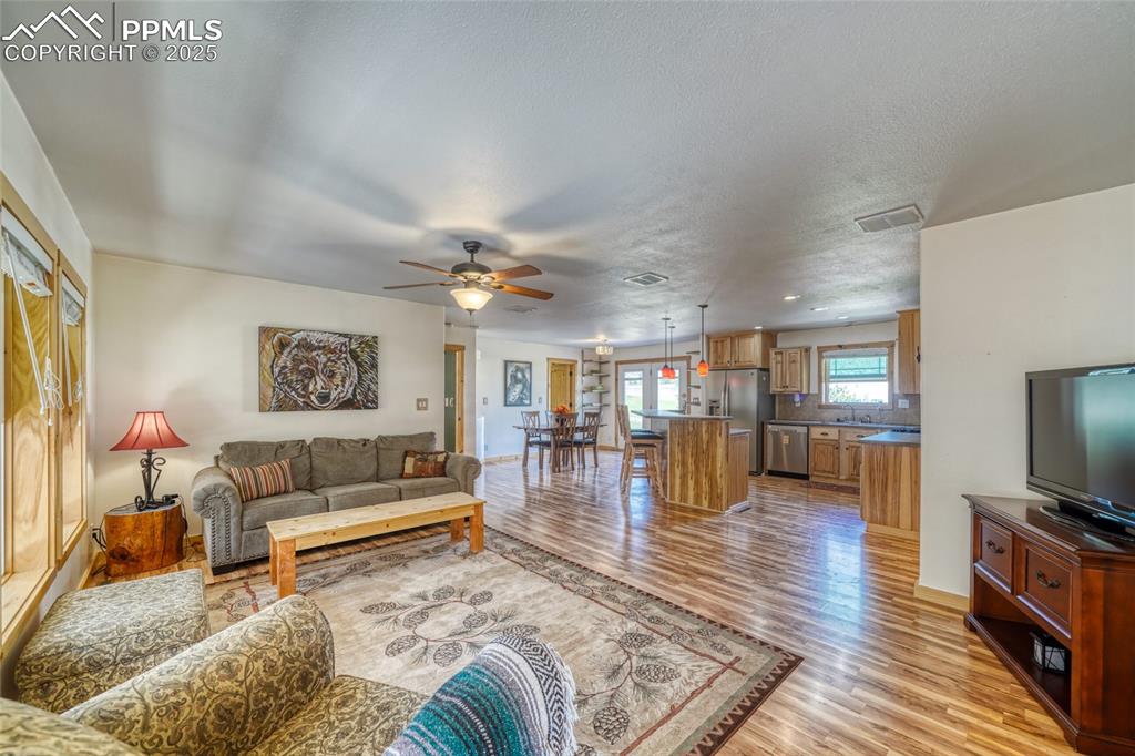 Image 9 of 38: Open concept