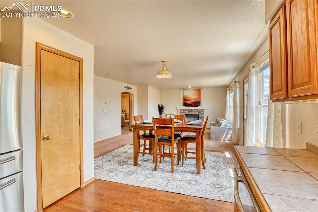 Image 20 of 48: Dining Area