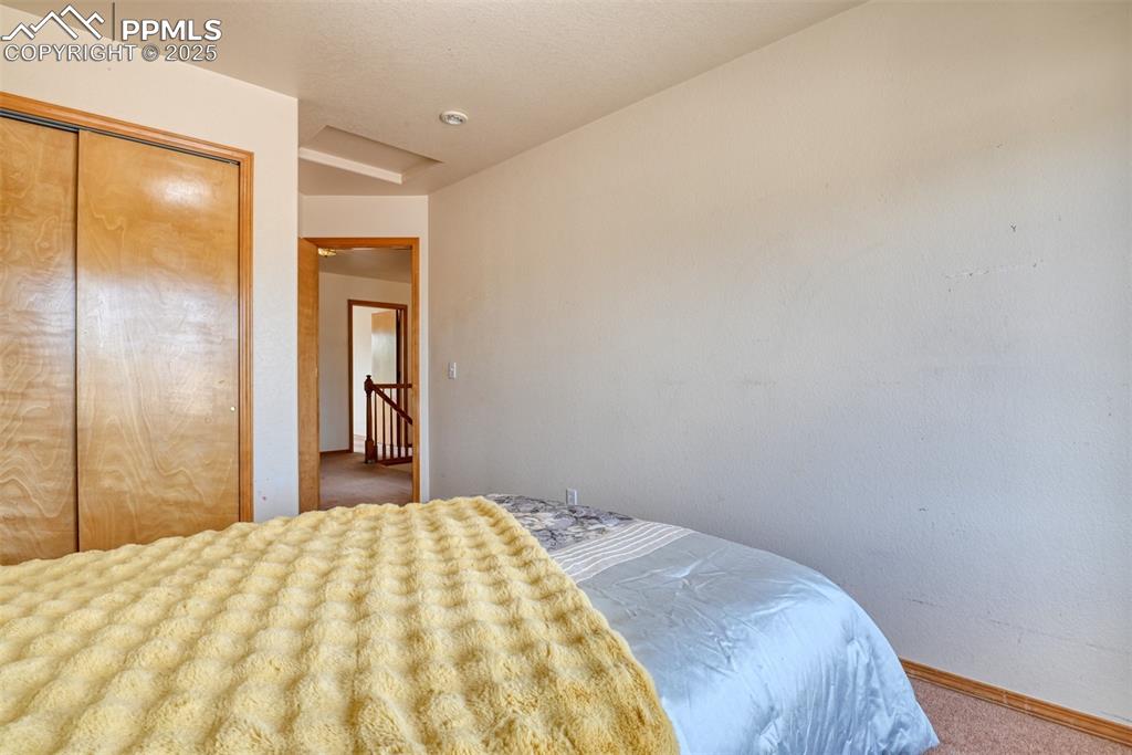 Image 41 of 48: Bedroom