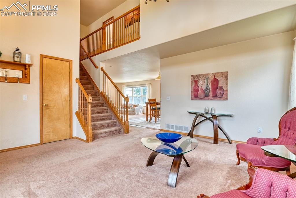 Image 6 of 48: Sitting Room