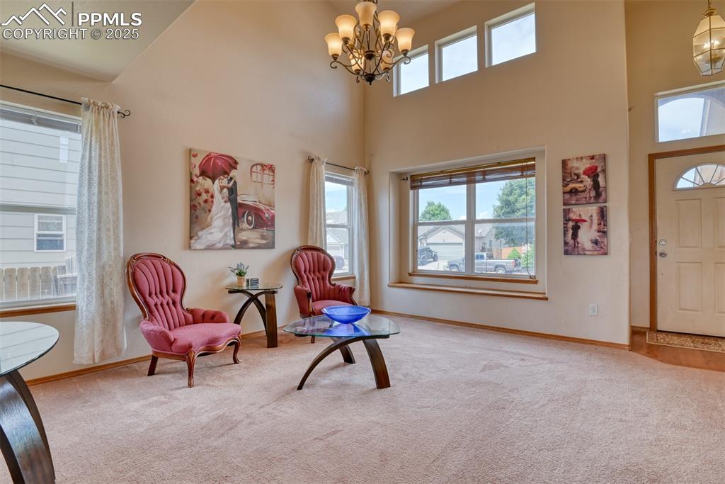 Image 8 of 48: Sitting Room