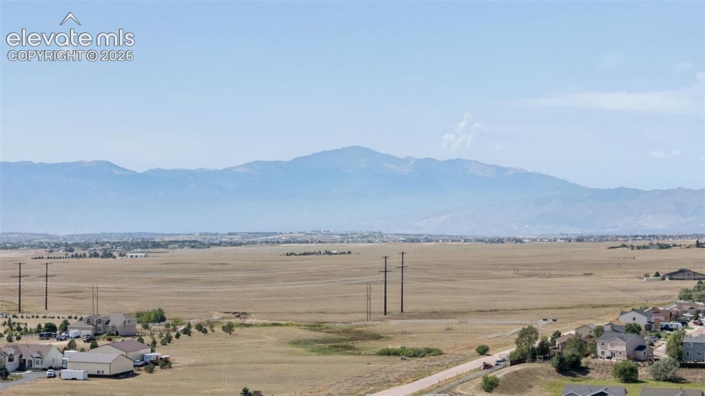 Image 7 of 35: View
