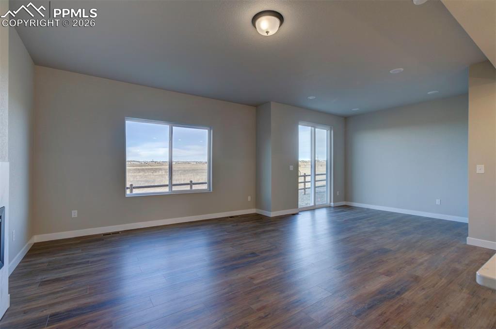 Image 10 of 44: Living Room