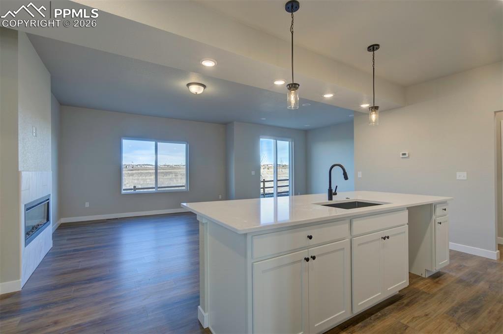 Image 6 of 44: Kitchen