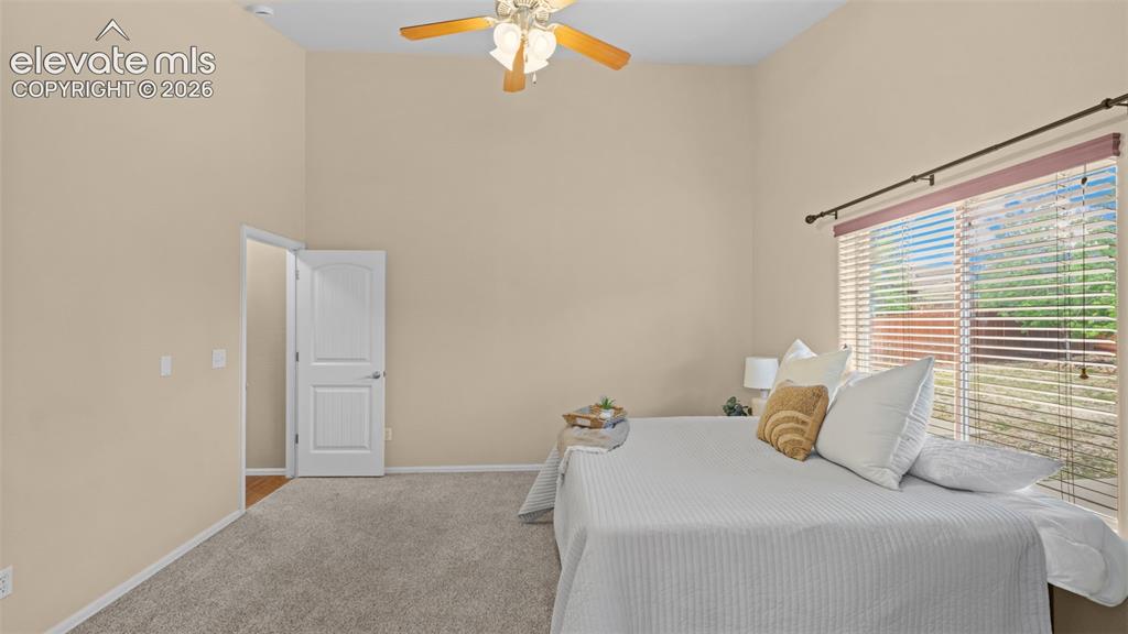 Image 18 of 39: Bedroom