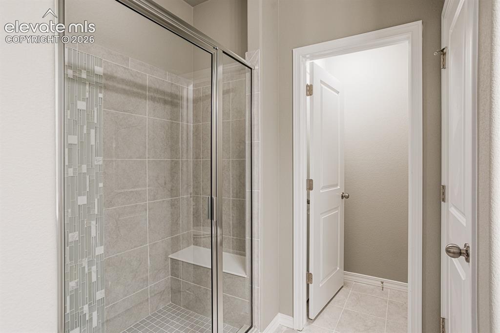 Image 15 of 21: *Photos of previous inventory home of same floor plan. Features and options