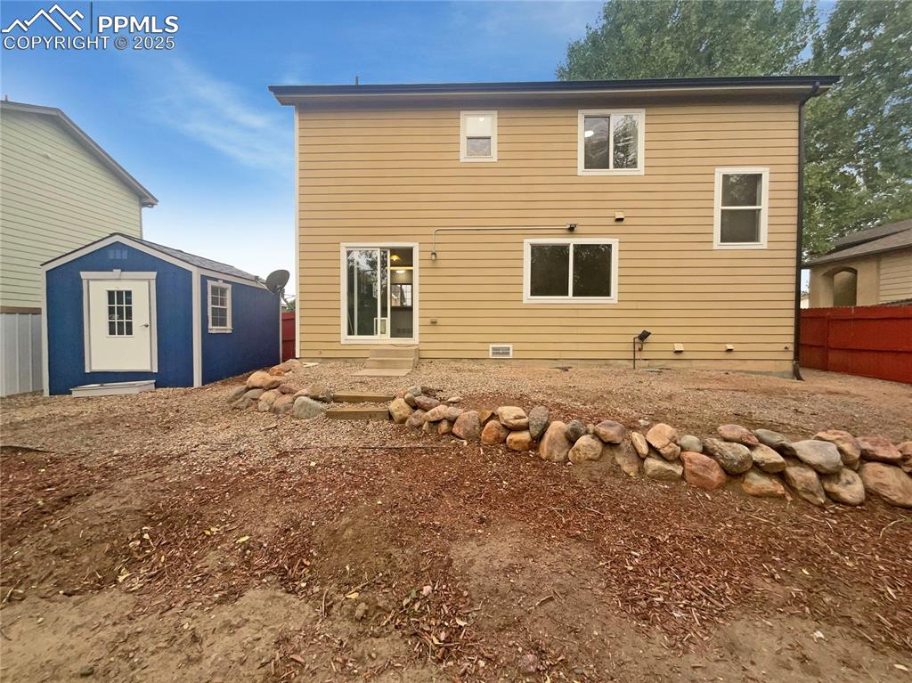 Image 8 of 24: Back of Structure