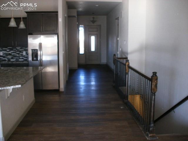 Image 24 of 41: Kitchen