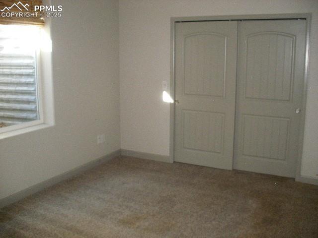 Image 34 of 41: Bedroom