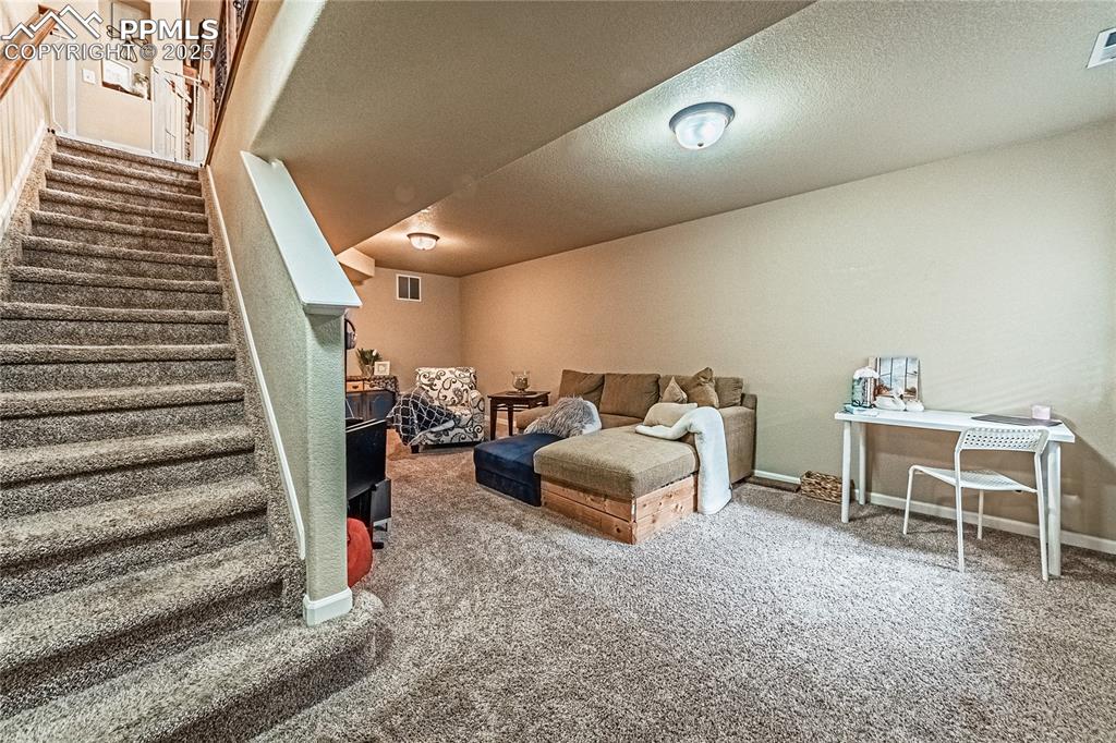 Image 22 of 36: Family Room