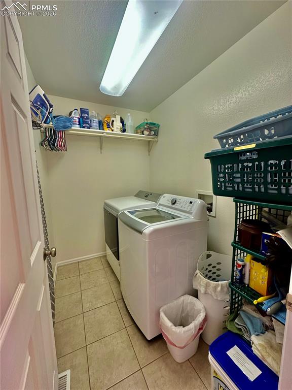 Image 18 of 26: Laundry