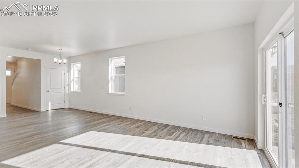 Image 7 of 15: No Description Available