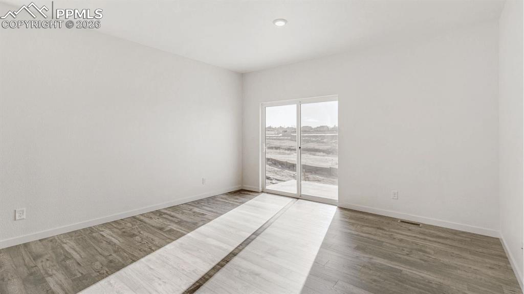 Image 8 of 15: No Description Available