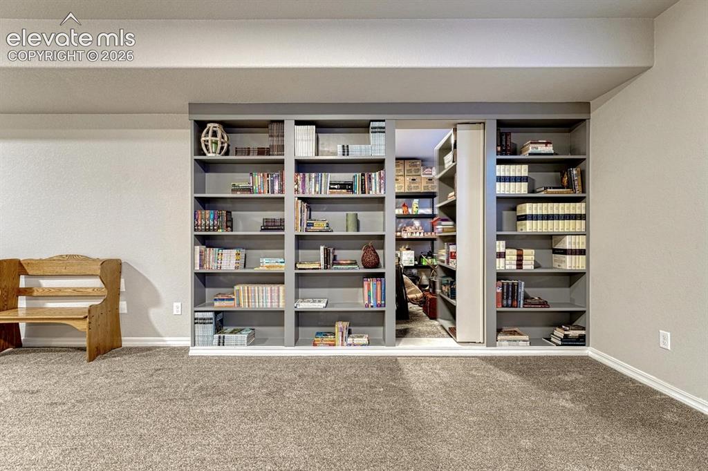 Image 29 of 48: Secret storage or 6th bedroom.
