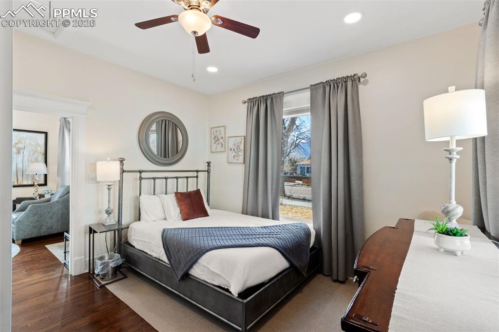 Image 12 of 34: Bedroom