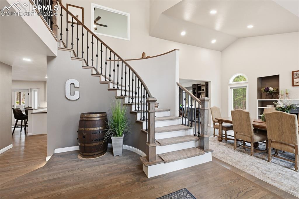 Image 2 of 50: Entry