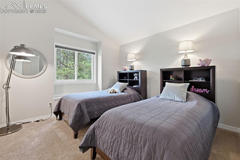 Image 24 of 50: Bedroom