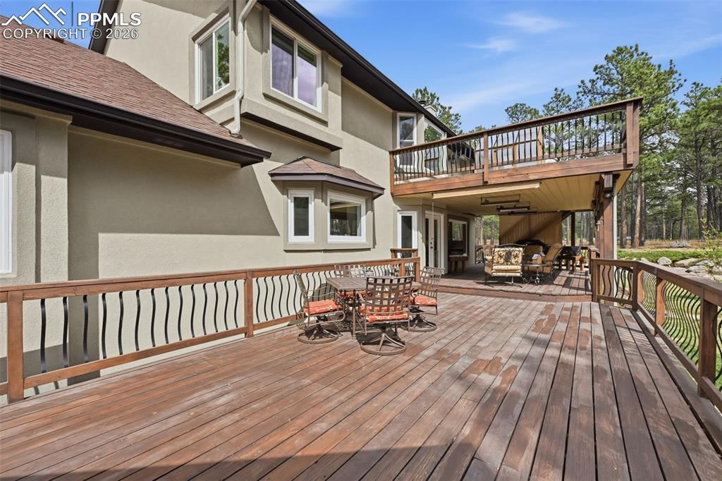 Image 35 of 50: Upper deck with hot house