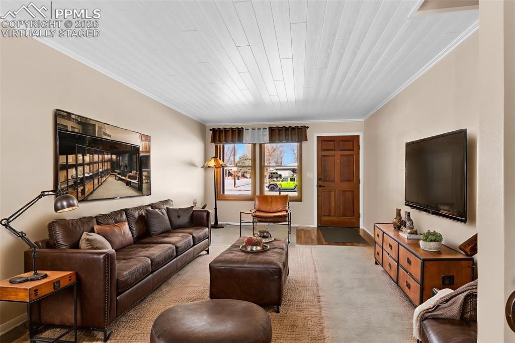 Image 10 of 50: Virtually staged