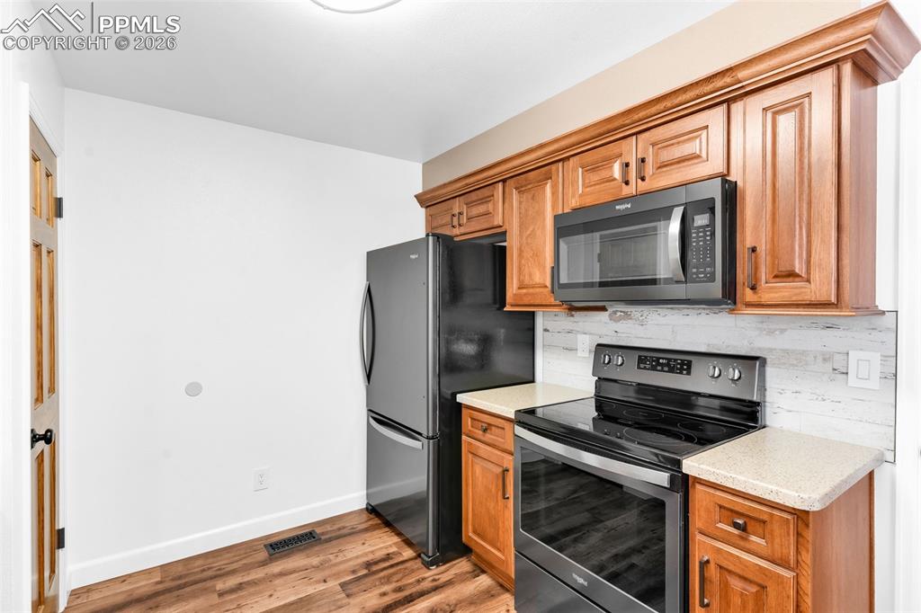 Image 17 of 50: No Description Available