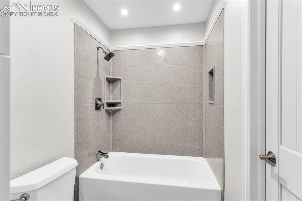 Image 38 of 50: No Description Available