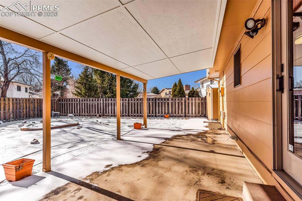 Image 43 of 50: No Description Available