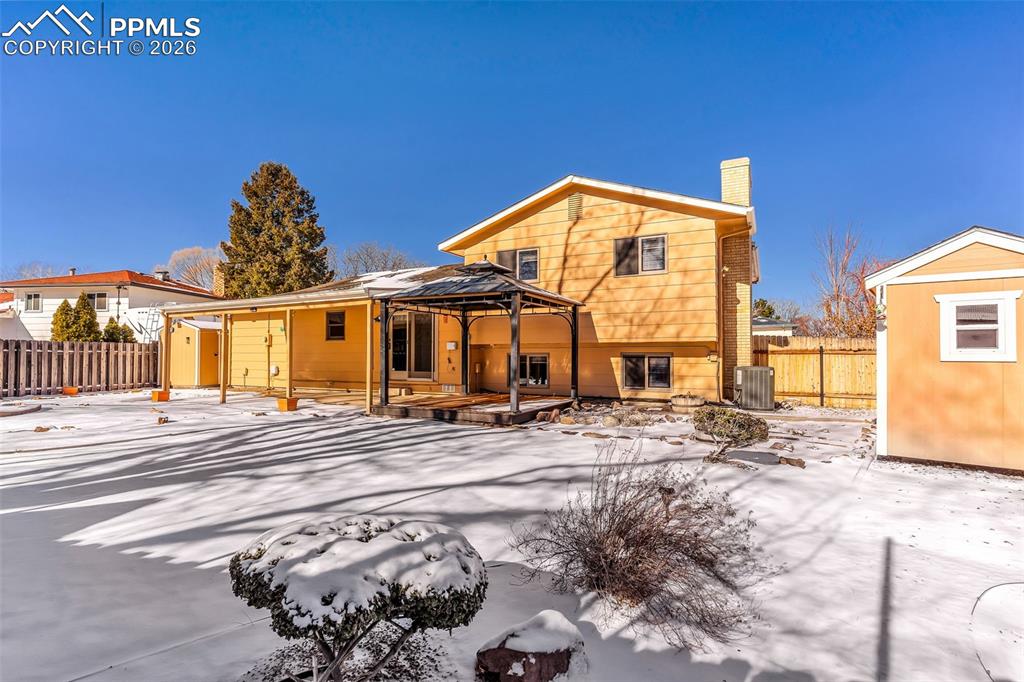 Image 47 of 50: No Description Available