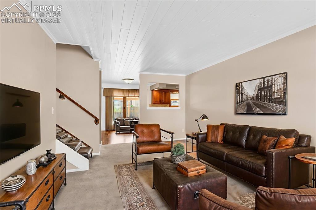 Image 8 of 50: Virtually staged