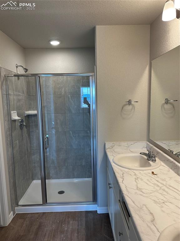 Image 10 of 11: Bathroom
