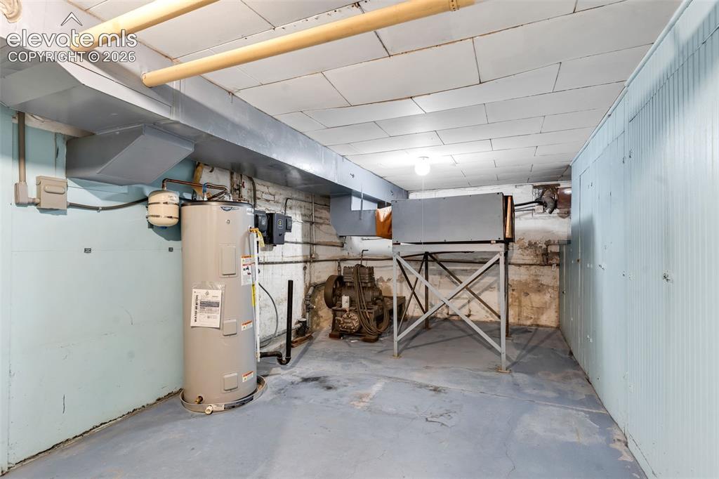 Image 39 of 41: Basement
