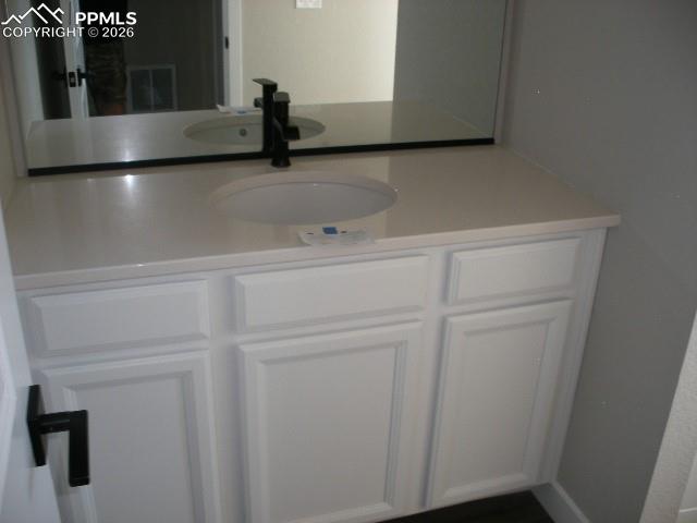 Image 20 of 43: Bathroom