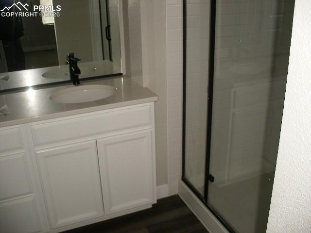 Image 24 of 43: Bathroom