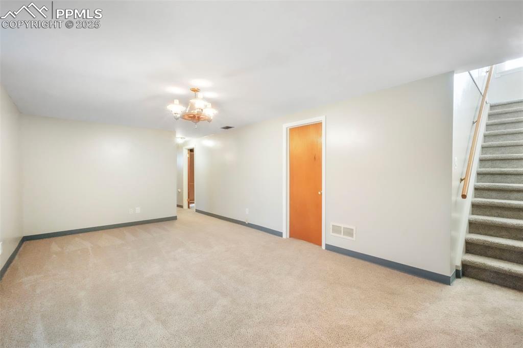 Image 28 of 50: Family Room