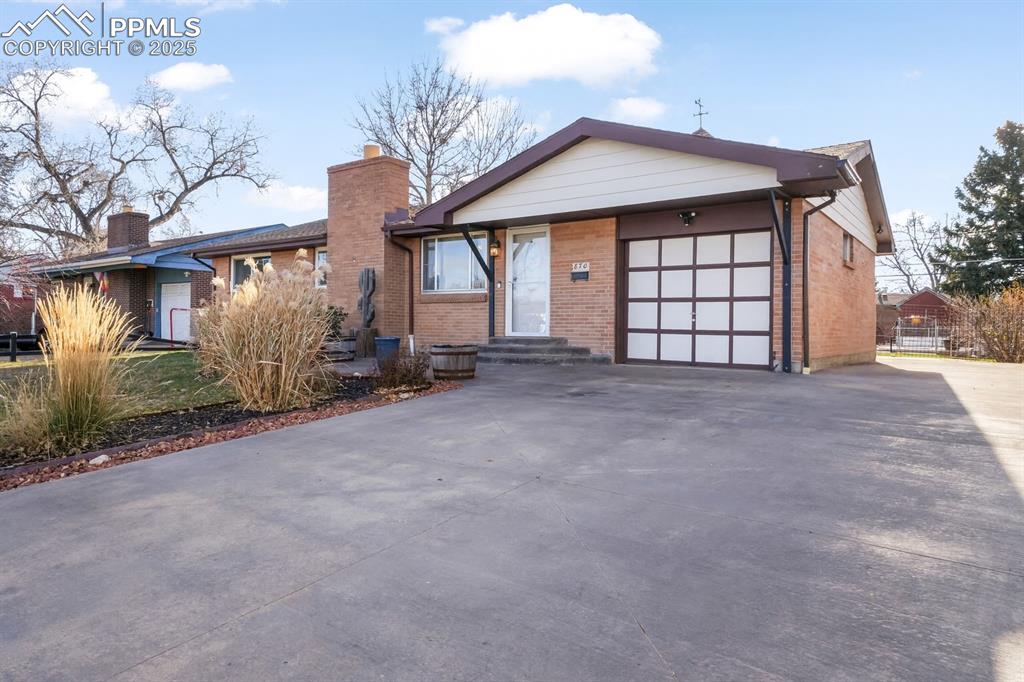 Image 3 of 50: Front of Structure