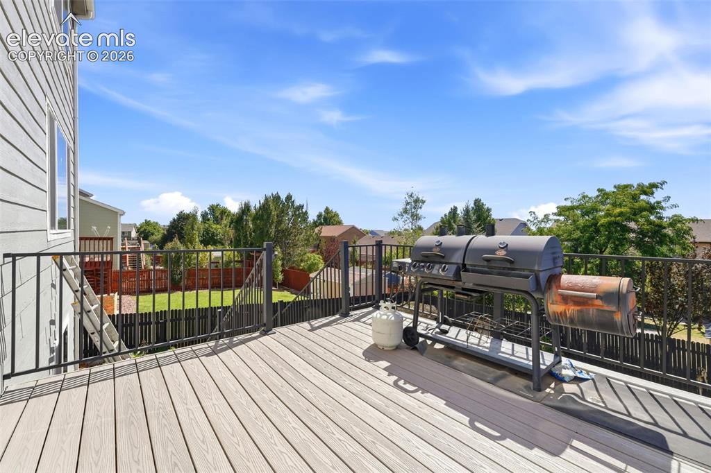 Image 13 of 48: Deck