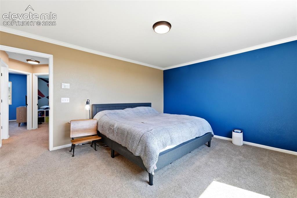 Image 38 of 48: Bedroom