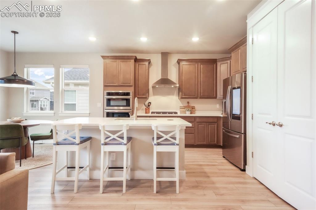 Image 12 of 50: Kitchen