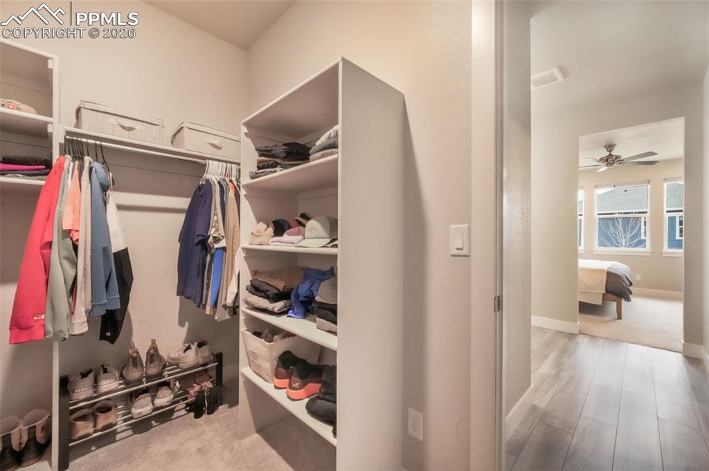 Image 30 of 50: Closet