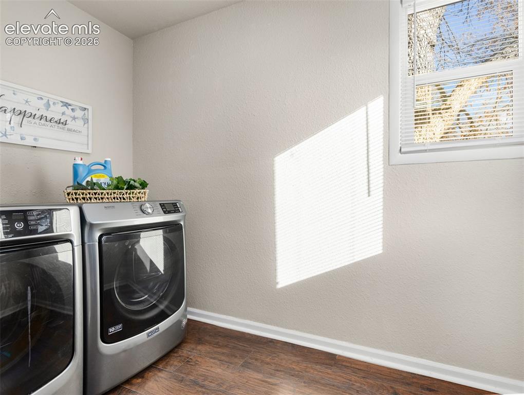 Image 17 of 35: Laundry