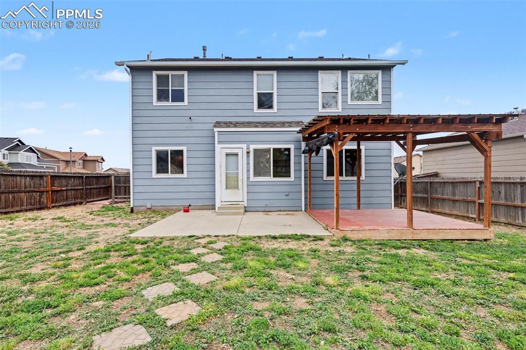 Image 30 of 30: Back of Structure