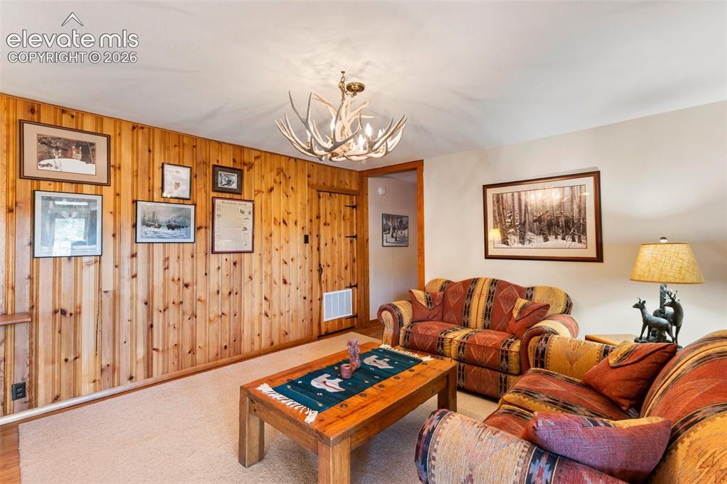 Image 16 of 32: Living Room