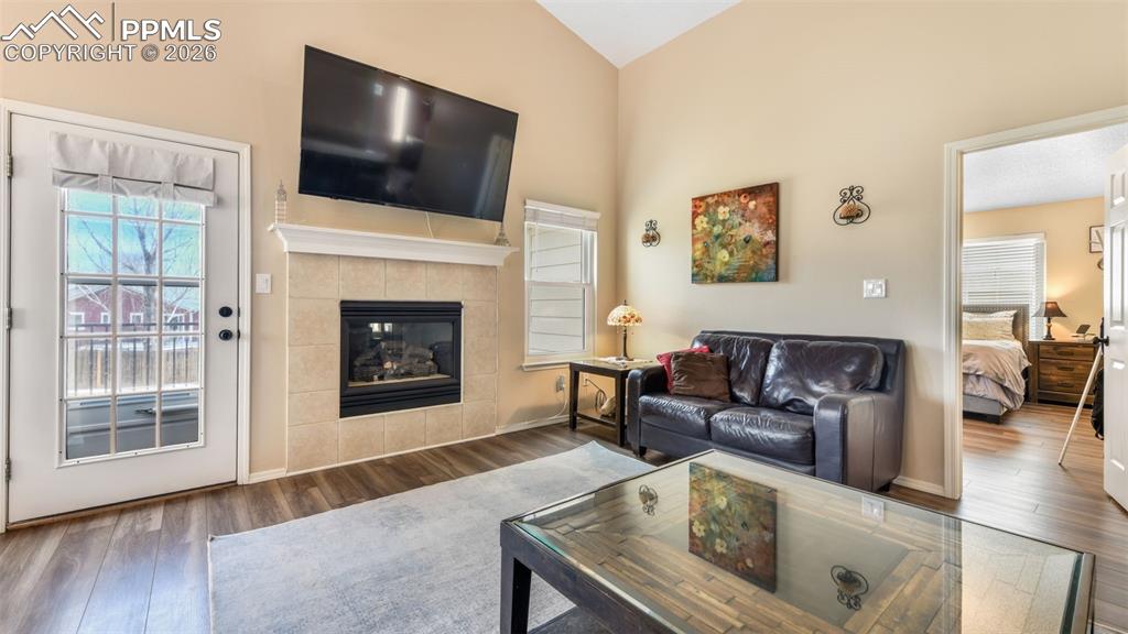 Image 5 of 50: Floor Plan