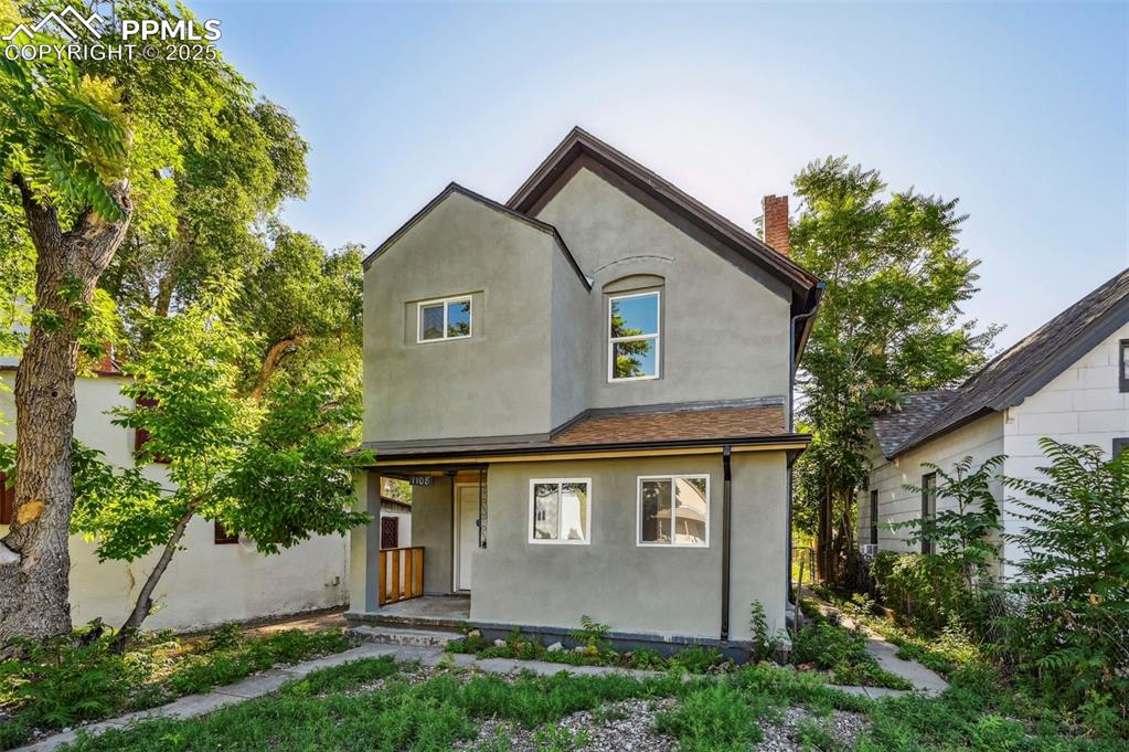 Image 2 of 37: Front of Structure