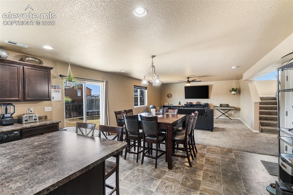 Image 15 of 47: Dining Area