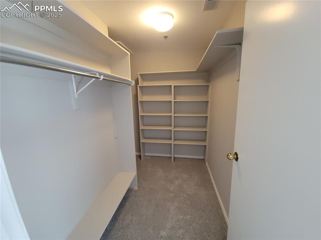 Image 15 of 19: Closet