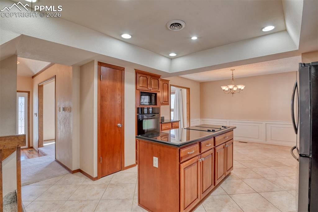 Image 6 of 37: Kitchen