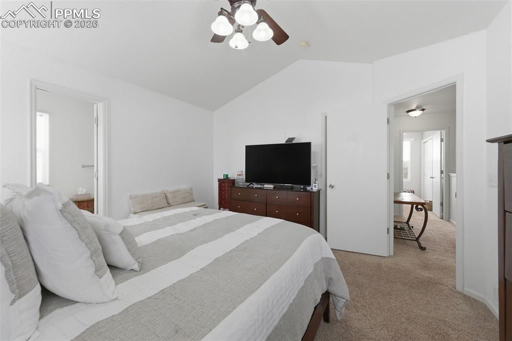 Image 19 of 35: Bedroom