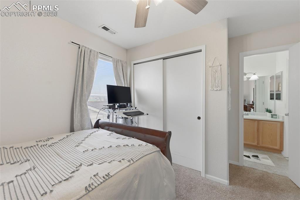 Image 28 of 35: Bedroom