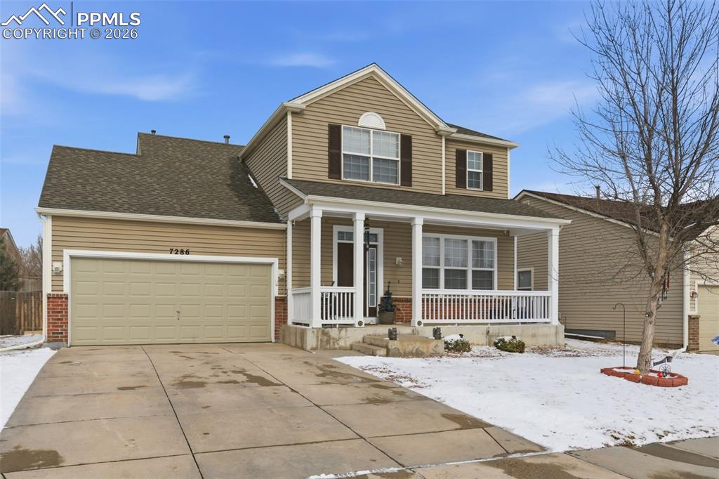 Image 3 of 35: Front of Structure